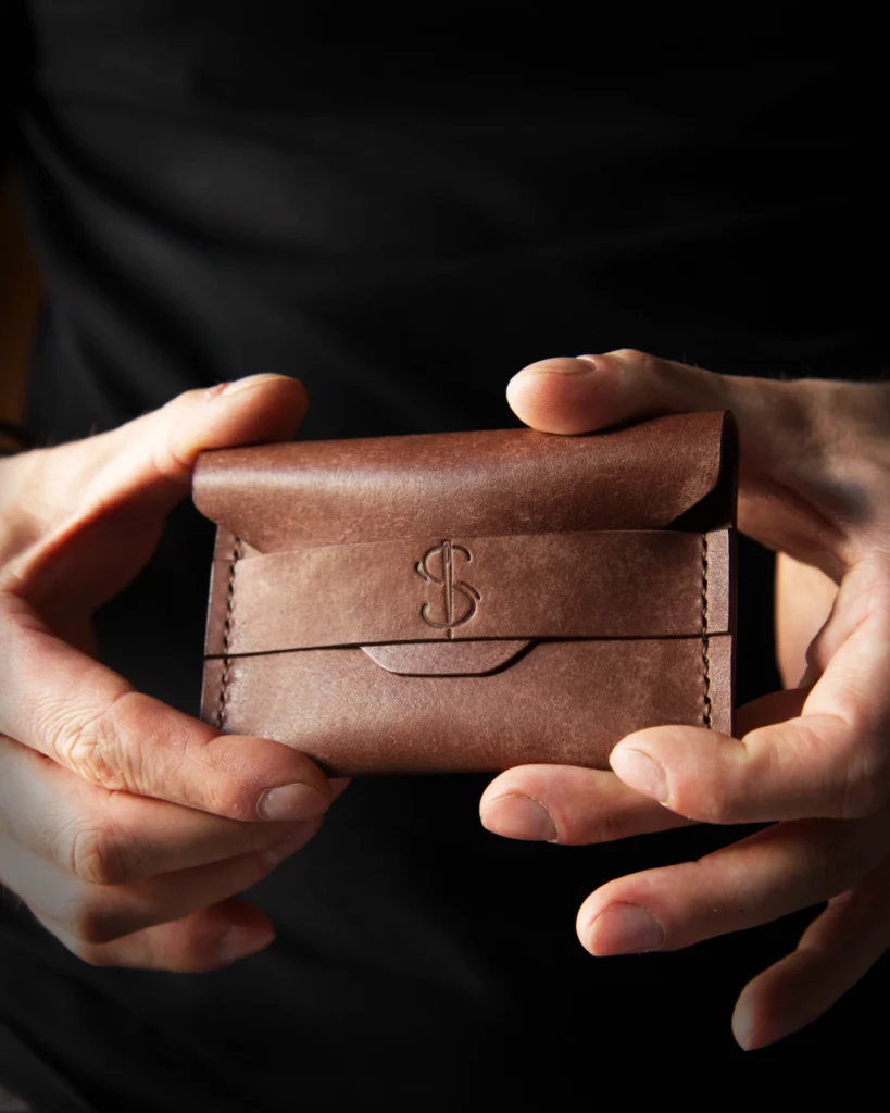 Skórzany portfel minimalistyczny