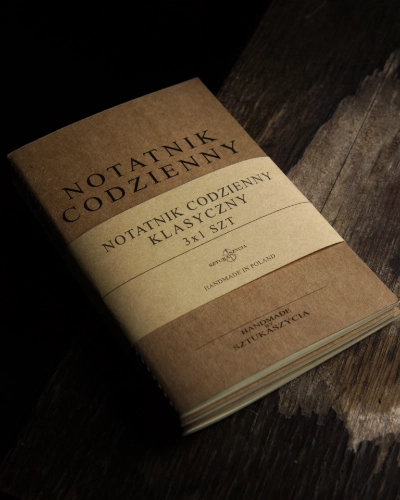 Ręcznie szyty notes