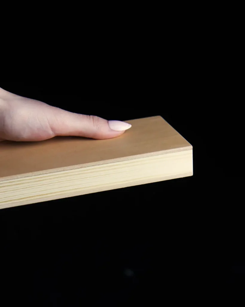 4 Strop dwustronny sosnowy