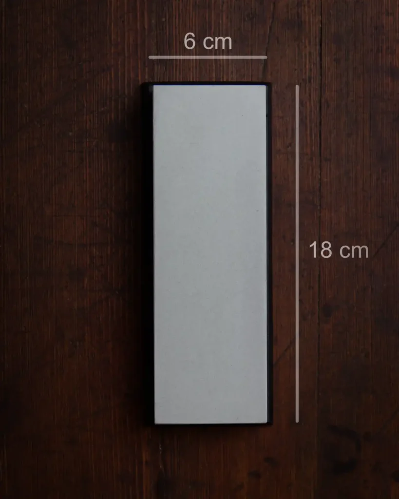 Dwustronny kamień do ostrzenia